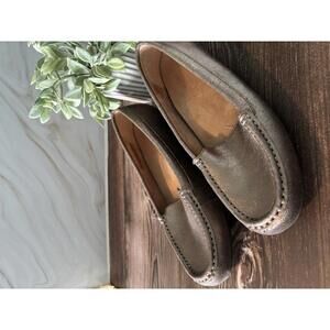NWOT Vionic Debbie Metallic Loafers, Women 10